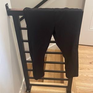 Athleta Ultimate Stash Pocket Capri - worn once